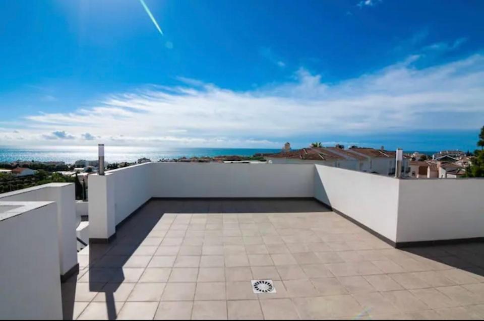 Torre Paraiso Villa *